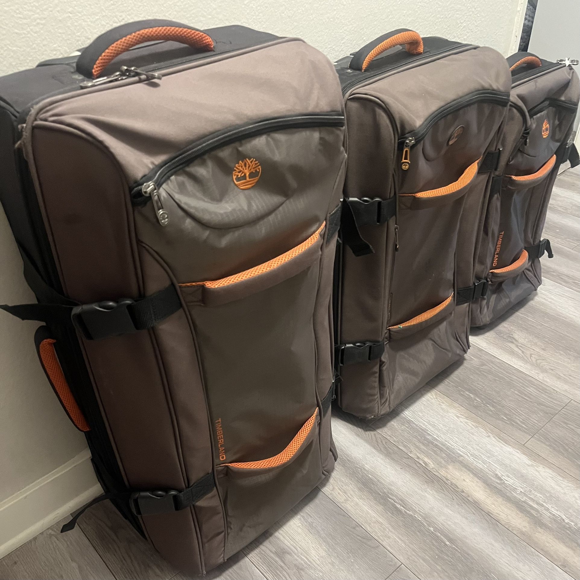 Timberland Luggage Set (2 check In 1 Carry-on)