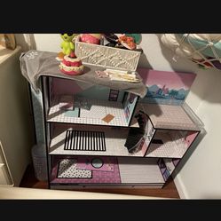 LOL Doll House 