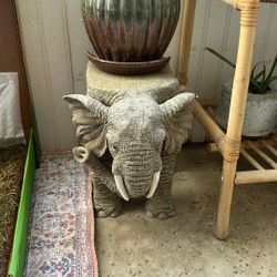 Elephant Statue Stand 