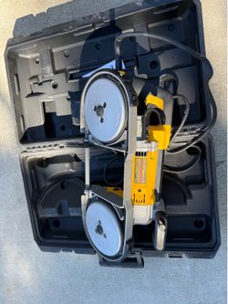 DeWalt large electric band saw like new
