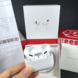 Apple AirPods Pro with Charging Case