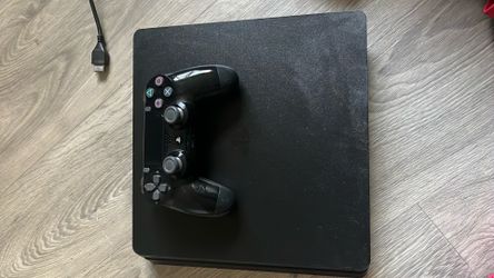 Sony PlayStation 4, Black