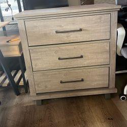 Modern Drawer Dresser 