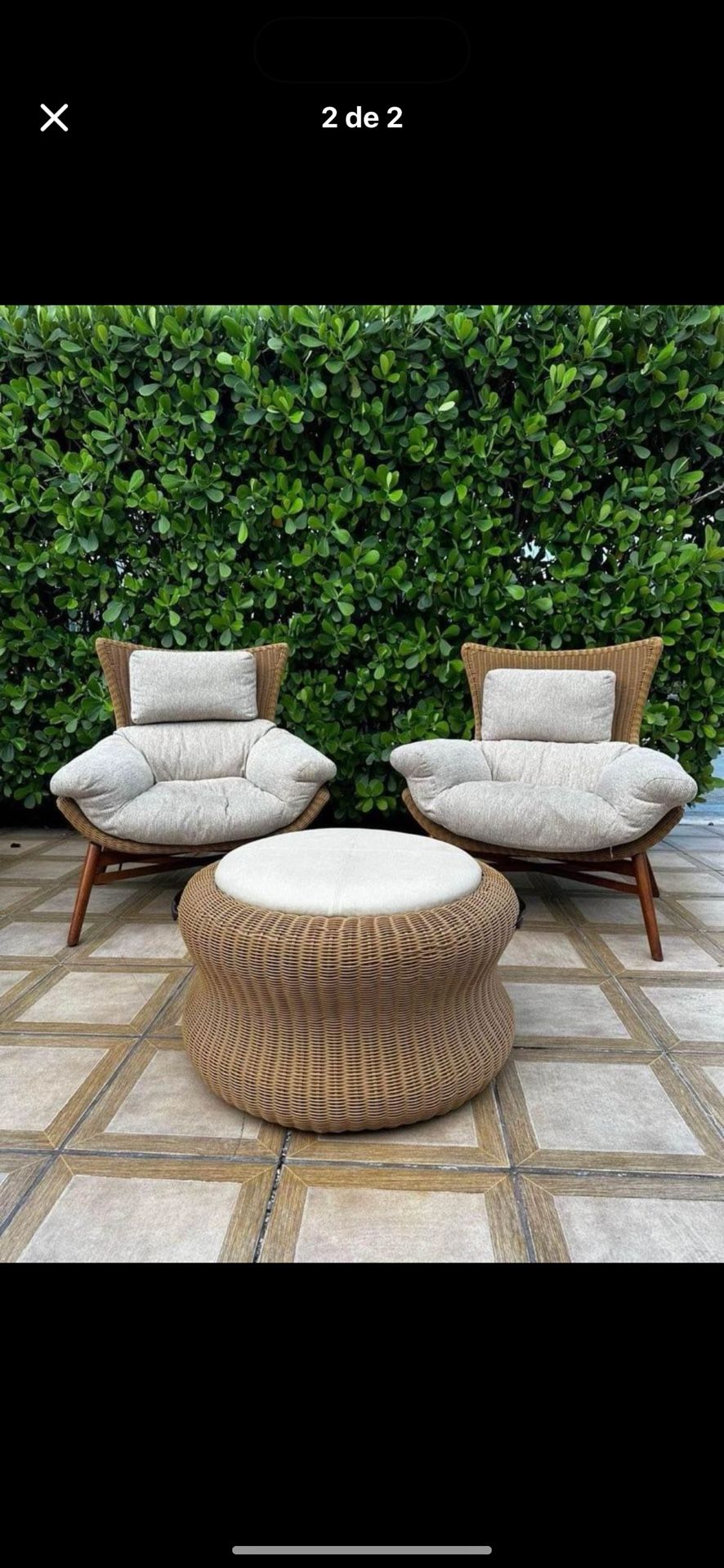 Big Chairs Set and Ottoman. excellent quality perfect conditions.