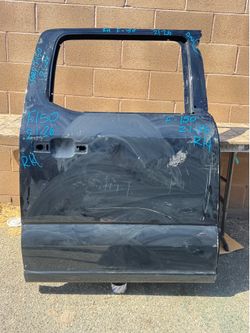 2021 2022 2023 2024 2025 2026  Ford F150 Rear Door Right Side OEM used