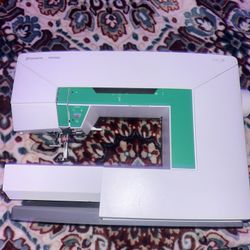Husqvarna Viking Jade 20 Sewing Machine