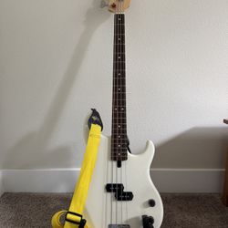 Yamaha BB200 Bass Guitar
