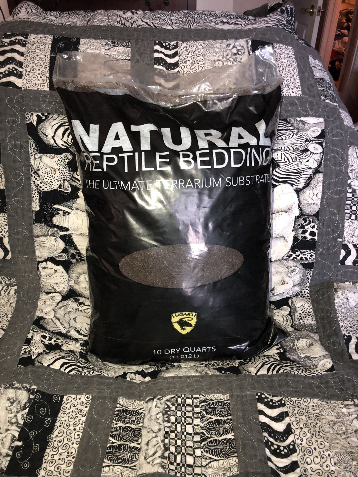 Lugarti’s Natural Reptile Bedding