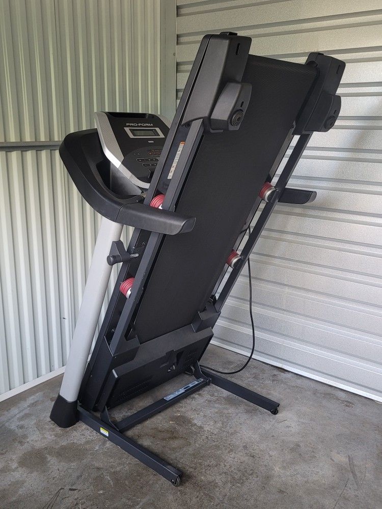 Pro-form 505 CST TREADMILL