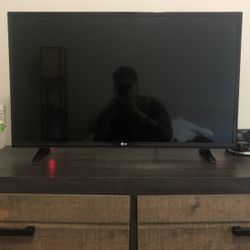 Selling 20 Inch LG Tv 