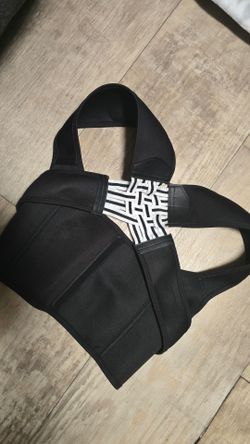 Back posture corrector