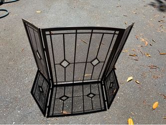 Fireplace screen
