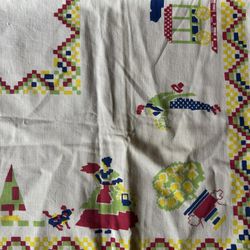 Beautiful Vintage Table Cloth 