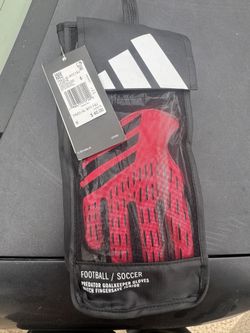 Junior, Predator Goal Keeping Gloves!