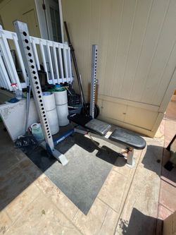 Weight Bench / Squat Rack