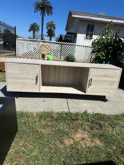 Walker Edison modern tv stand
