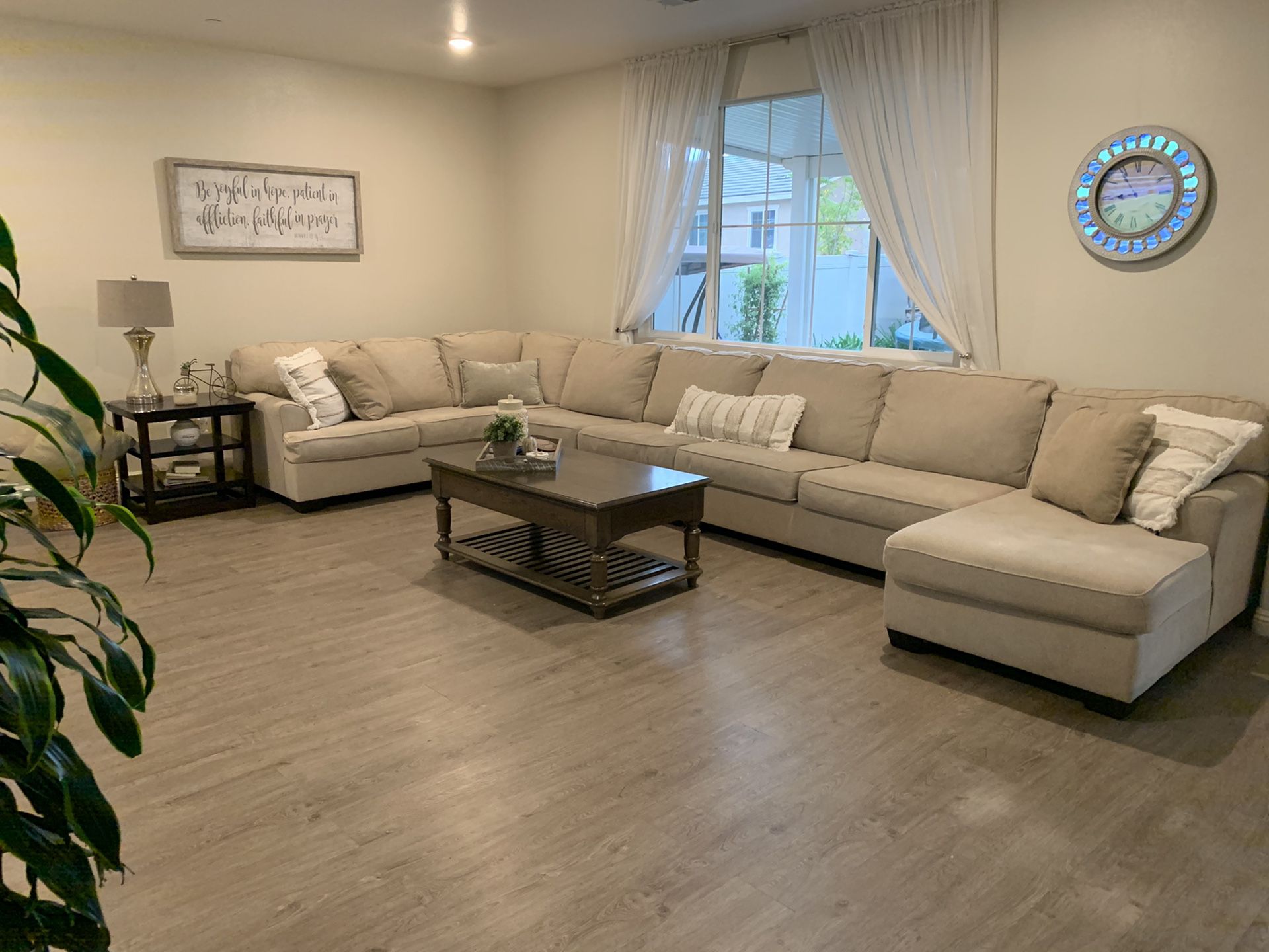 Sectional sofa with coffee table and end table