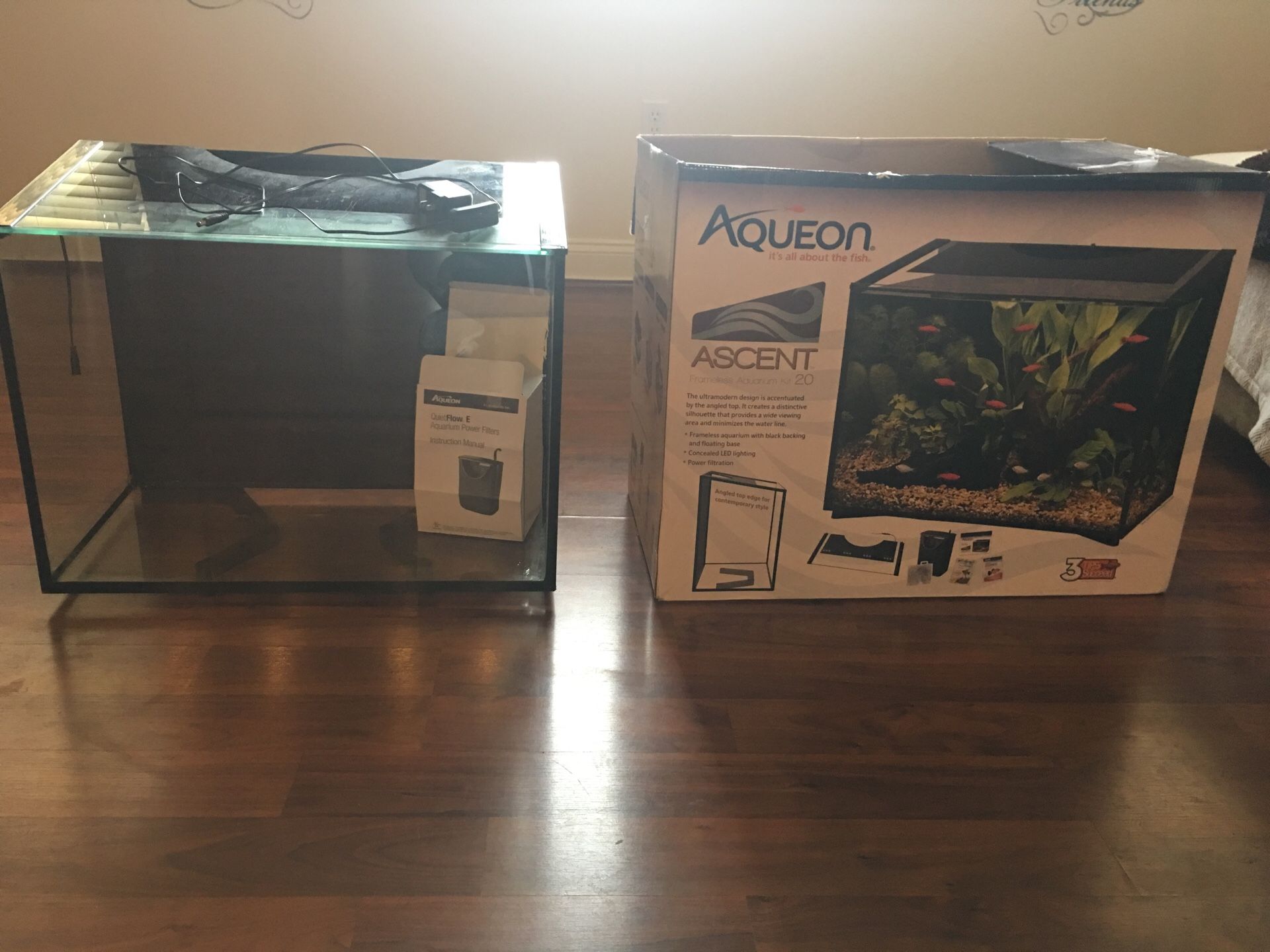 Fish Tank/Aquarium 20 gallon Aqueon Ascent Frameless Aquarium Kit