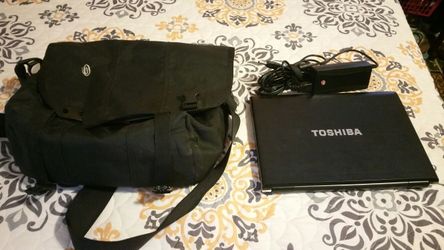 Laptop (TOSHIBA )