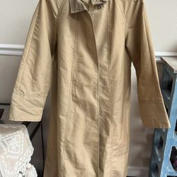 Vintage Adult Size Small Avon Raincoat Just $10 xox