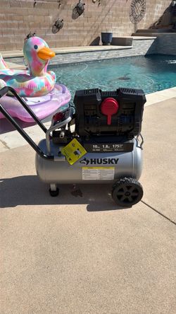 Husky 10 Gallon Air Compressor 175 PSI