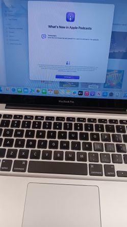 MacBook 13 Inches. i5