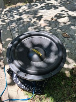 15" Rockville punisher d2 3000rms, solid audio 2000w bass amp, Audio control converter