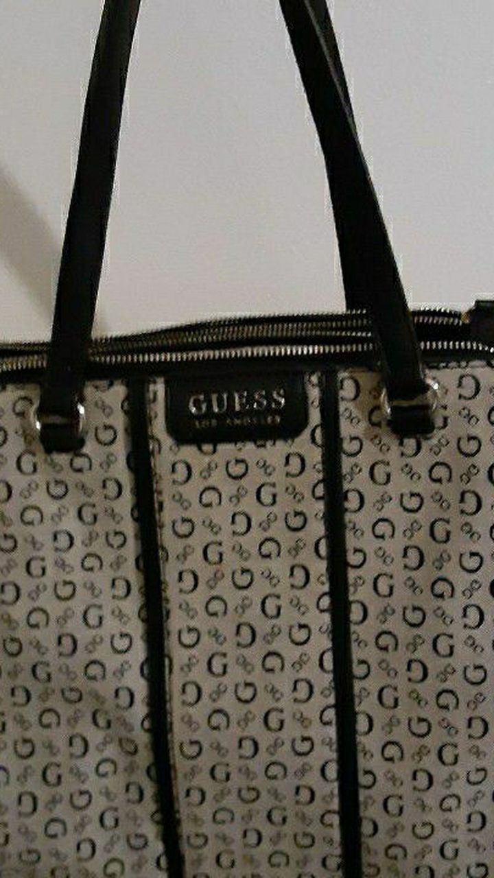 Guess Big Purse Black And Silver