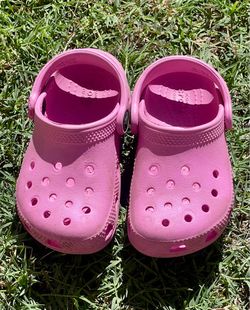 Crocs Size C8
