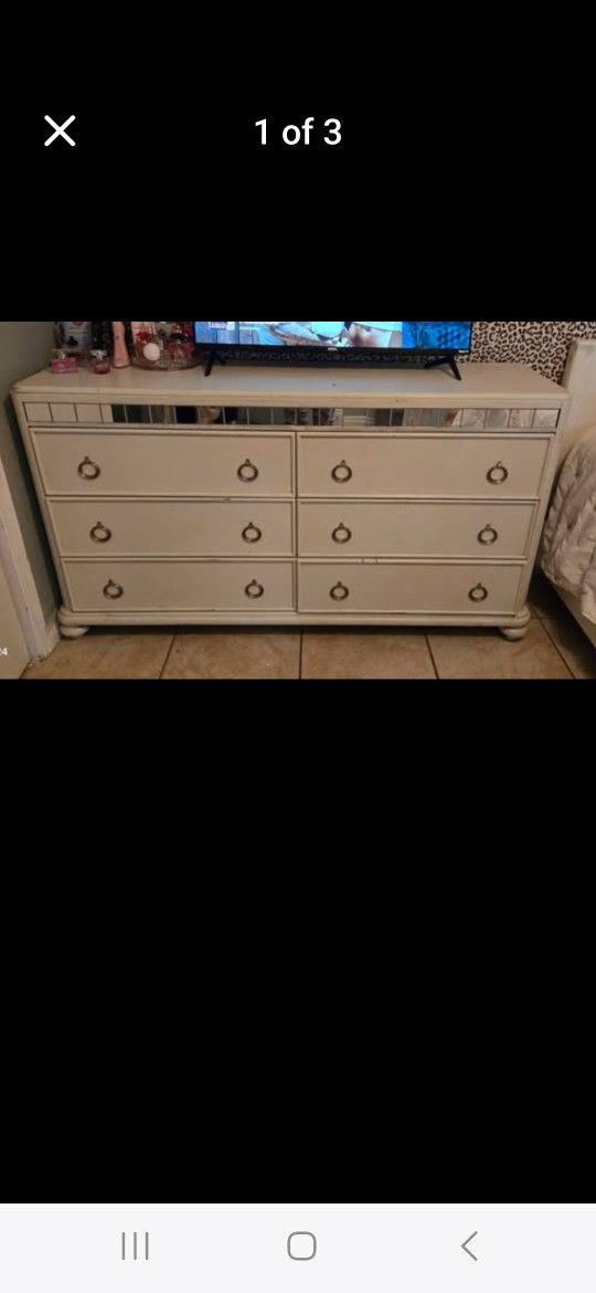 white 6 drawers dresser