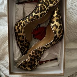 christian louboutin hot chick 100 leopard