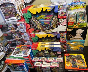 Pokemon ascended hero’s, Prismatic, 151, etc