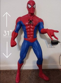 2013 Hasbro 31" ultimate spiderman figure