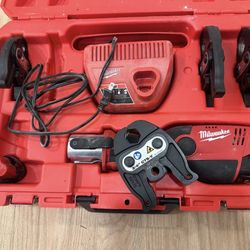 Milwaukee M12 Pro Press Tool