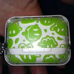 New Apple Air Pods