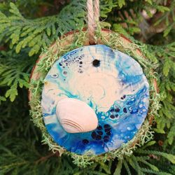 "Down by the Sea" Hanging Wooden Pour Painted Clam Shell Ornament Decor