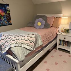Twin Bed Set 