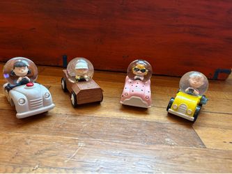 Peanuts Collector Snowglobes