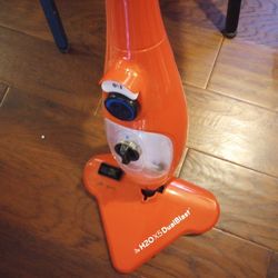 Hardwood Floor Steamer 