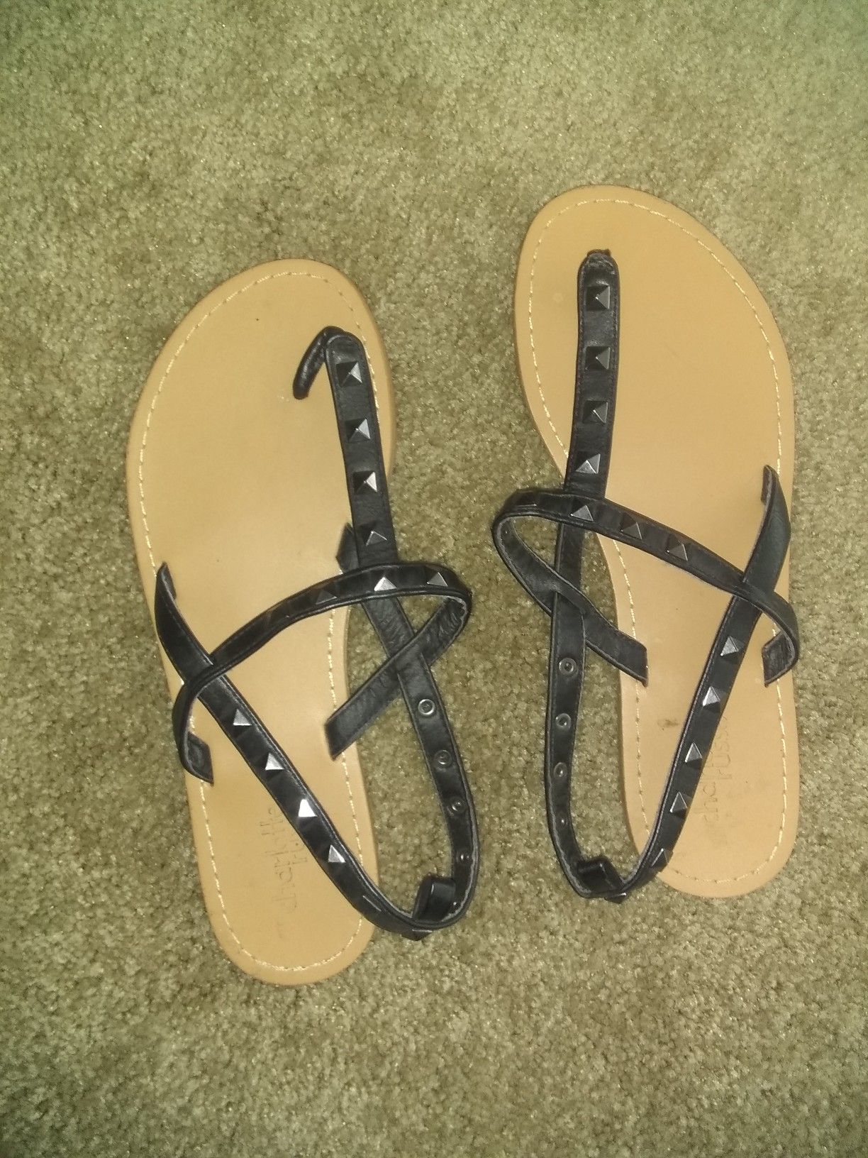 New sandals $4