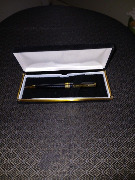gold mont blanc meisterstuck ballpoint pen made in 1940s