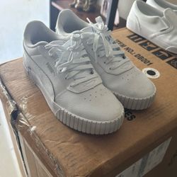 Puma Sneakers! Like new!! Worn once!