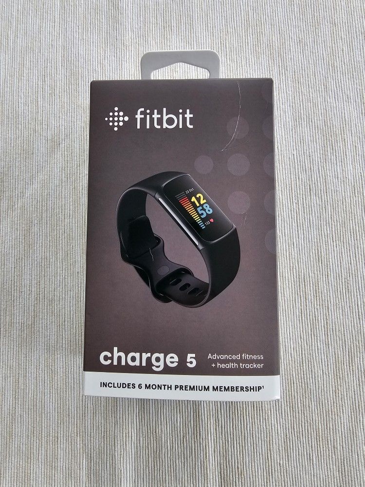 Fitbit Charge 5