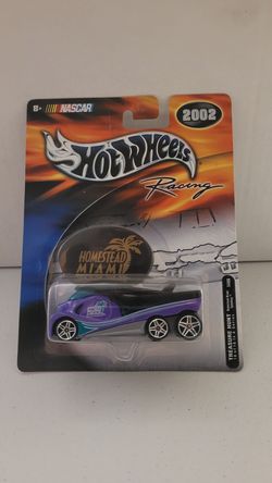 NEW ON CARD HOTWHEELS HOMESTEAD MIAMI SPEEDWAY CAR 2000 MATTEL TREASURE HUNT >>