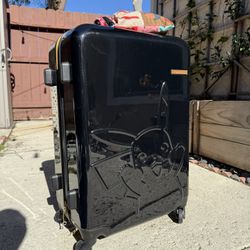 Pokémon Pikachu Luggage W/ Cover