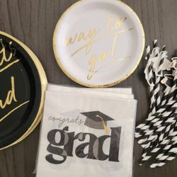 Graduation Plates/Straws/ Napkins 