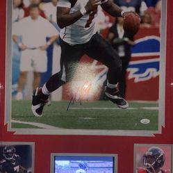 Michael Vick Signed And Framed  w/ Highlight Video