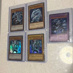 Yu-Gi-Oh! Trading Cards (Blue Eyes White Dragons)  