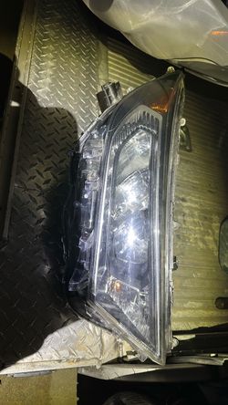 2022-2024 tab 4  right headlight