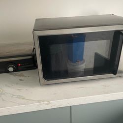 Panini Maker And Microwave 